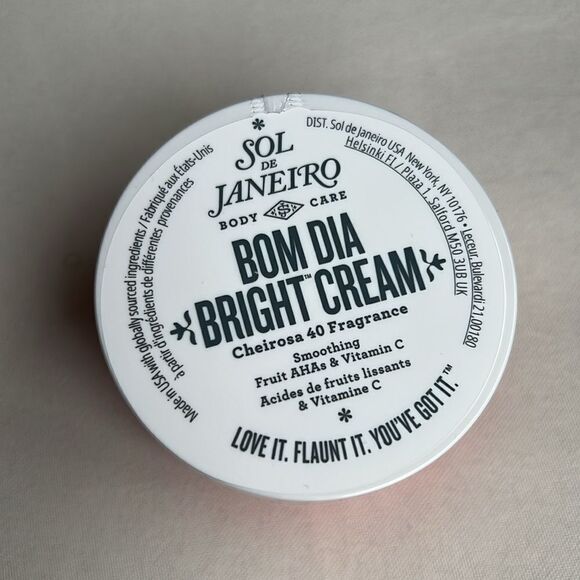 Sol de Janeiro Bom Dia Bright Cream - Picture 3 of 5